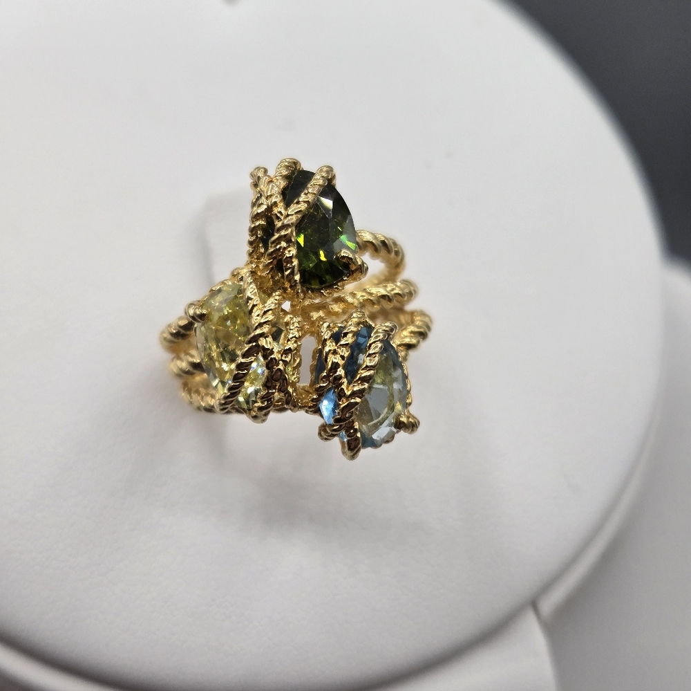 Swarovski Elements Gold & Multicolor Ring Made w Swarovski Crystals Size 7 - Picture 4 of 6